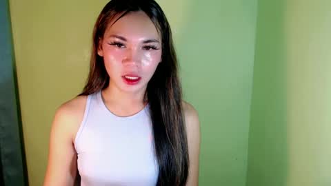 QUEENSY online show from February 2025 07:04:02 AM