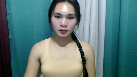 QUEENSY online show from February 2025 11:44:02 AM