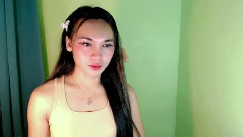 QUEENSY online show from February 2025 06:36:02 PM