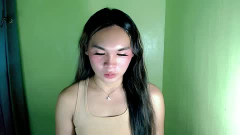 QUEENSY online show from March 2025 04:19:01 AM