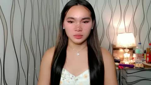 QUEENSY online show from October 2025 04:15:02 PM