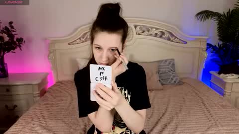 Lera online show from October 2025 11:16:01 AM