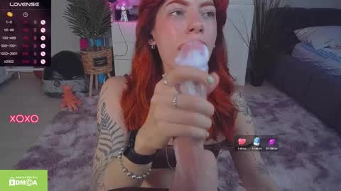 Olivia Kaufman online show from October 2025 11:43:01 AM