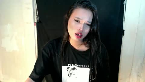 chesca online show from September 2025 02:17:02 PM