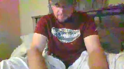 Snapshot of ur_zaddy4now chatting on December 2024 02:24:01 AM ur_zaddy4now online show from December 2024 02:24:01 AM