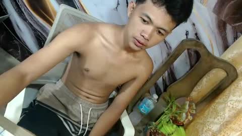 Snapshot of urasian_bbboyxxx chatting on July 2026 10:56:01 PM urasian_bbboyxxx online show from July 2026 10:56:01 PM
