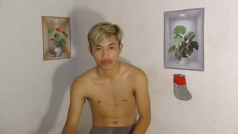 urasian_jomarie online show from March 2026 04:24:01 PM