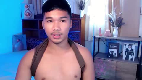 Snapshot of urasian_jpxx chatting on April 2026 09:08:01 PM JAMES online show from April 2026 09:08:01 PM
