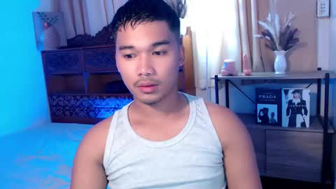 Snapshot of urasian_jpxx chatting on May 2026 10:20:01 AM JAMES online show from May 2026 10:20:01 AM
