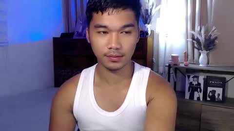 Snapshot of urasian_jpxx chatting on May 2026 12:19:02 AM JAMES online show from May 2026 12:19:02 AM