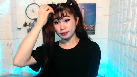 Snapshot of urasian_khalifa21 chatting on June 2026 08:11:01 PM Shirley online show from June 2026 08:11:01 PM