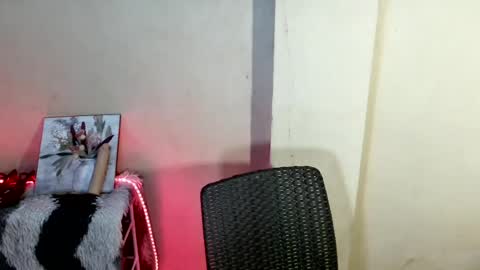 Snapshot of urasian_mary chatting on April 2026 05:04:02 PM urasian_mary online show from April 2026 05:04:02 PM