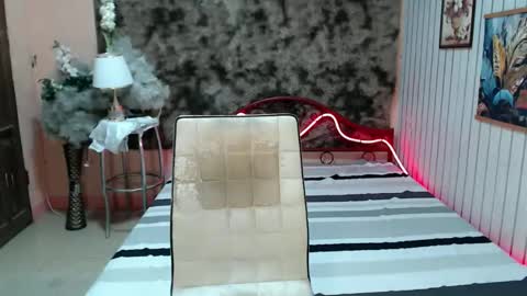 Snapshot of urasian_nathaniel chatting on February 2026 04:33:01 PM HI WE ARE NATHANIEL AND SEV online show from February 2026 04:33:01 PM