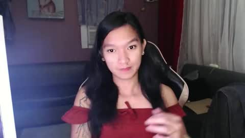 NEWRA  ALLISON online show from October 2025 05:24:02 PM