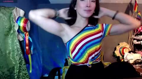 yana online show from October 2025 12:13:02 PM