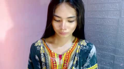 Clara online show from December 2024 02:02:02 AM