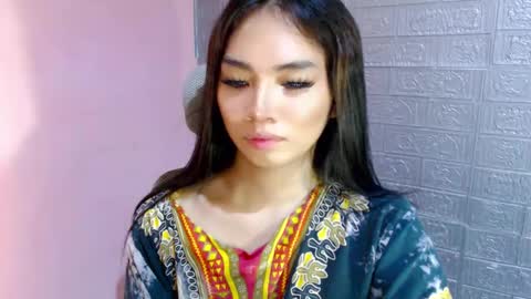 Clara online show from December 2024 05:42:01 AM