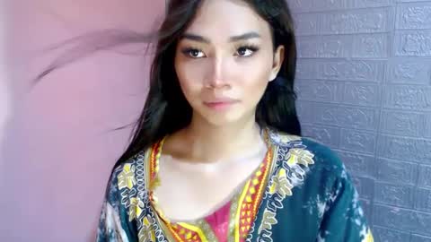 Clara online show from January 2025 03:37:02 AM