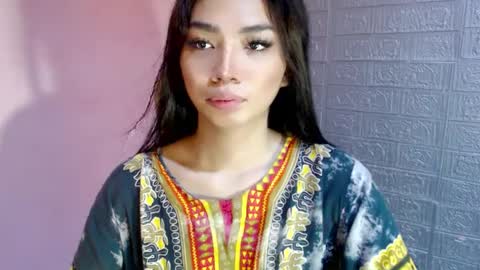 Clara online show from January 2025 05:02:01 AM