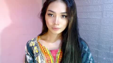 Clara online show from February 2025 04:09:02 AM