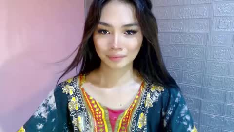 Clara online show from February 2025 05:25:01 AM