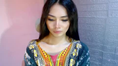 Clara online show from February 2025 05:13:02 PM