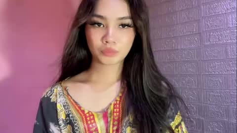 Clara online show from February 2025 05:01:01 AM