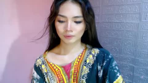 Clara online show from March 2025 03:53:01 PM