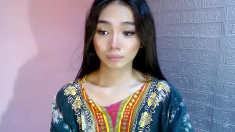 Clara online show from March 2025 05:32:01 AM