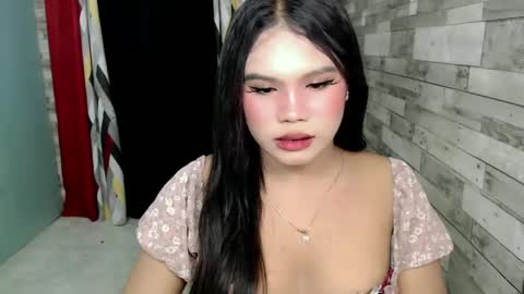 Sofia online show from January 2025 01:02:01 PM