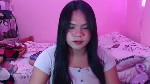 Sofia online show from February 2025 06:37:02 PM