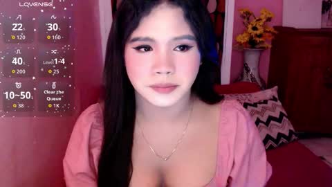 Sofia online show from November 2025 05:41:01 PM