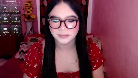 Sofia online show from December 2025 02:00:01 PM