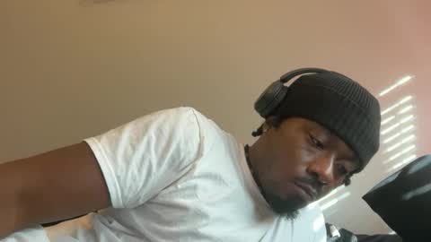 urbandick5 online show from November 2025 09:14:02 PM