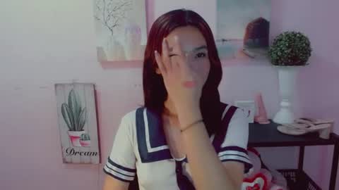 Snapshot of urblossom_princess chatting on July 2026 11:37:02 PM urblossom_princess online show from July 2026 11:37:02 PM