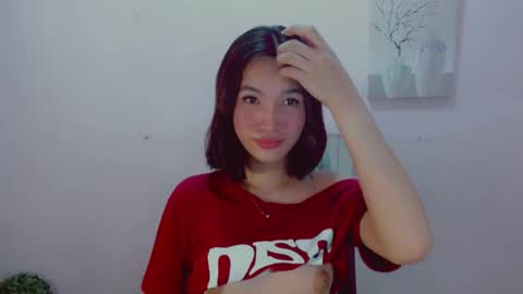 Snapshot of urblossom_princess chatting on July 2026 10:12:02 PM urblossom_princess online show from July 2026 10:12:02 PM