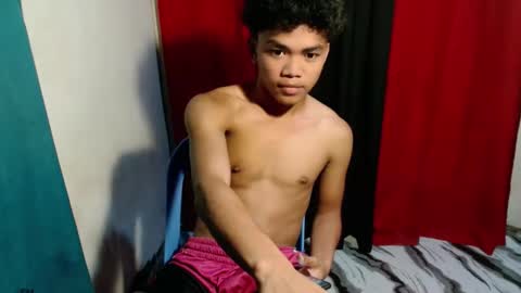 urboyvenz online show from April 2026 04:36:02 PM