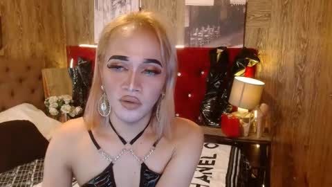 KENDALL online show from January 2025 12:31:02 PM