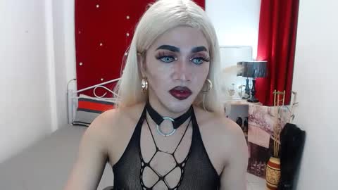 KENDALL online show from February 2025 05:55:02 PM