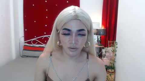 KENDALL online show from February 2025 04:48:01 PM