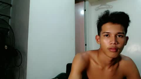 urdreamboy_clarin online show from June 2026 03:22:02 PM