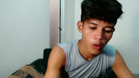 urdreamboy_clarin online show from June 2026 09:09:01 AM