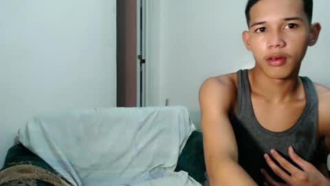 urdreamboy_clarin online show from June 2026 11:30:02 AM