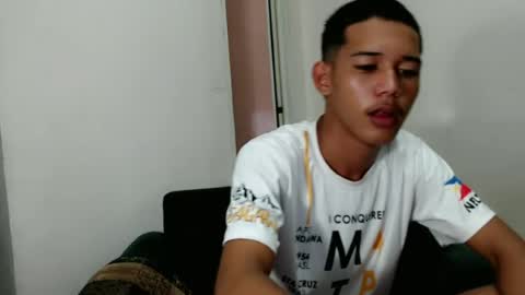 urdreamboy_clarin online show from June 2026 10:03:01 AM