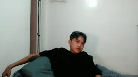 Snapshot of urdreamboy_prince chatting on June 2026 07:02:02 PM urdreamboy_prince online show from June 2026 07:02:02 PM