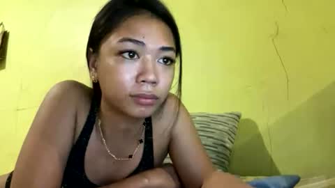 Snapshot of urfantacyjamaica chatting on June 2026 04:19:02 PM ayumi reacher online show from June 2026 04:19:02 PM