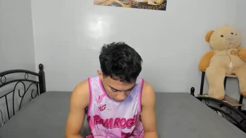 Snapshot of urfucker_vinz chatting on February 2026 12:53:02 PM urfucker_vinz online show from February 2026 12:53:02 PM