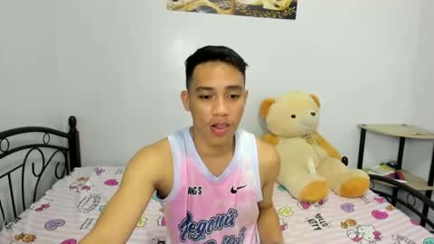 Snapshot of urfucker_vinz chatting on February 2026 05:17:02 AM urfucker_vinz online show from February 2026 05:17:02 AM