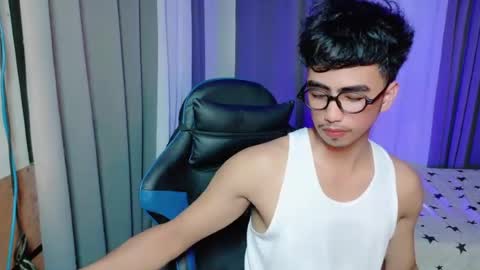 Snapshot of urguy_francis chatting on July 2026 03:56:02 AM urguy_francis online show from July 2026 03:56:02 AM