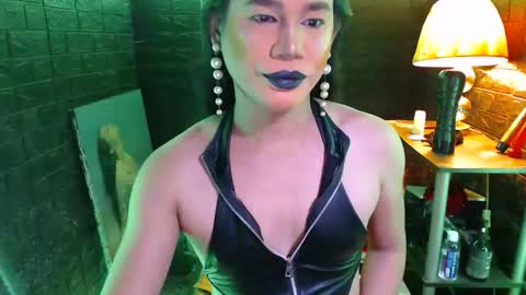 queen norelle online show from September 2025 07:29:01 PM